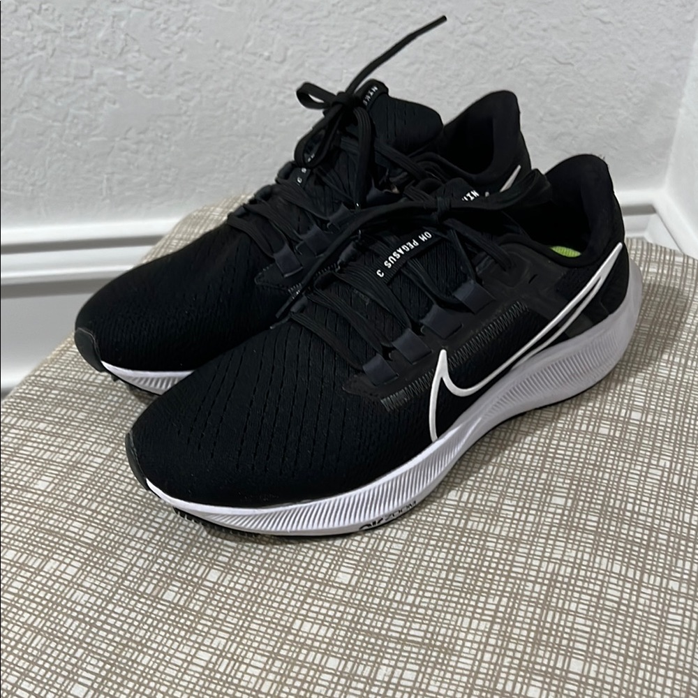 Nike Black and White Air Pegasus 38